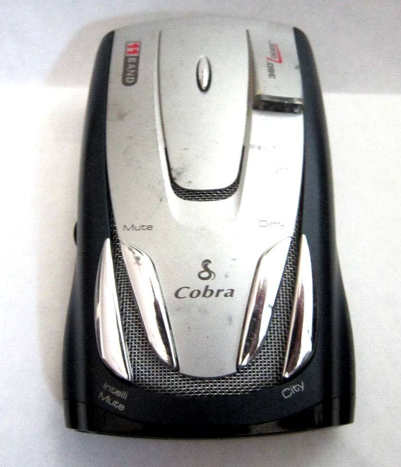 Cobra XRS 9300 Radar Detector  an 11 band Radar Detector-Functional-Box-800 - Image 2 of 4