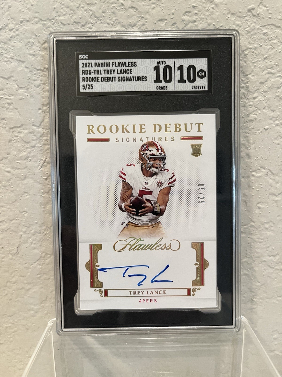 Trey Lance Panini Flawless Rookie Debut Signatures #RDSTRL Base