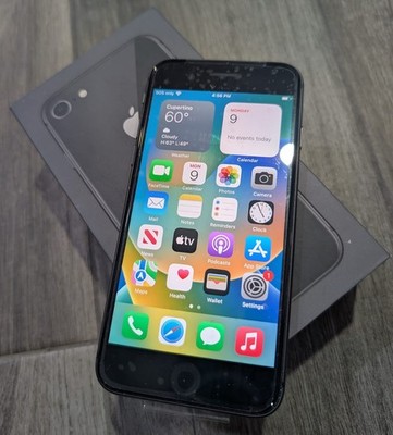 Apple iPhone 8 - 64 GB - Space Gray (AT&T) MQ6V2LL/A - OPEN BOX