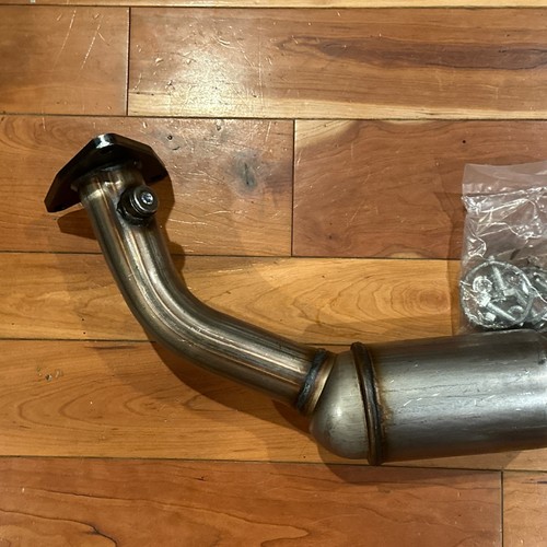 Right Side Catalytic Converter for Toyota Tundra 2007-2019 Sequoia V8 4.6L 5.7L - Picture 2 of 12
