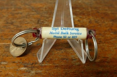 Vintage Mobil Oil Company Pegasus Syl DeRung Morris, MN Keychain