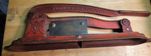 Venable's Ole Varginy Tobacco Cutter All Original Great Paint and Pin Stripes