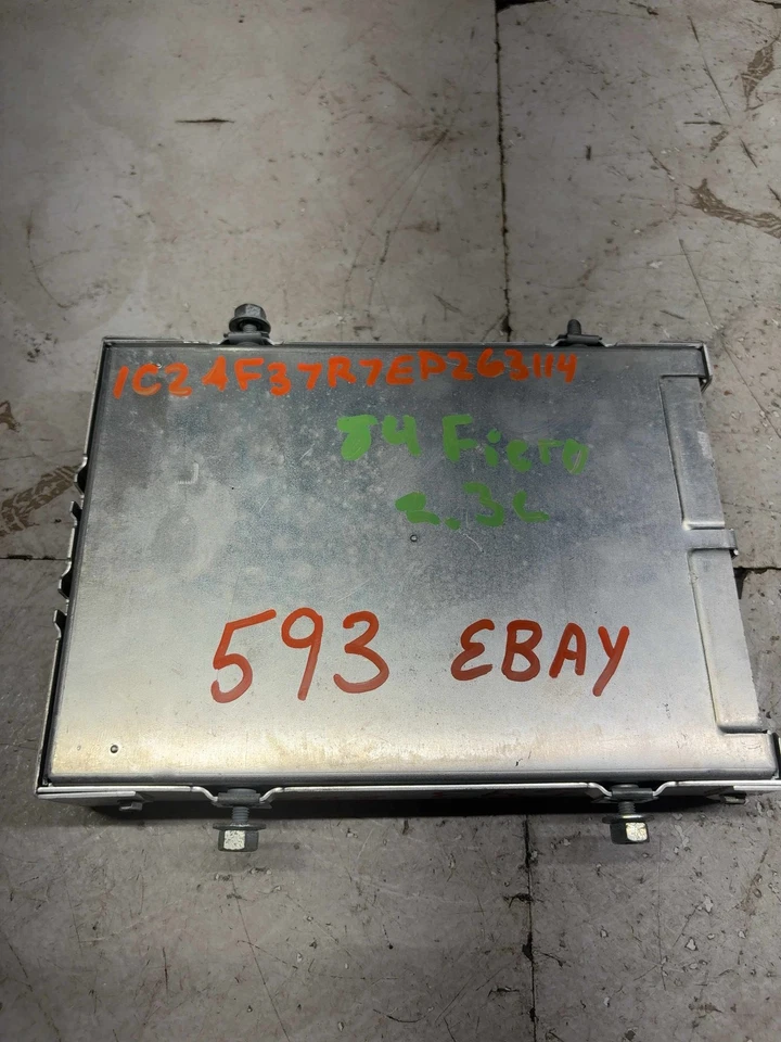 84 Fiero Camaro Firebird 1984 motor 2,4 L módulo de control electrónico por computadora ECM Foto 2 de 4