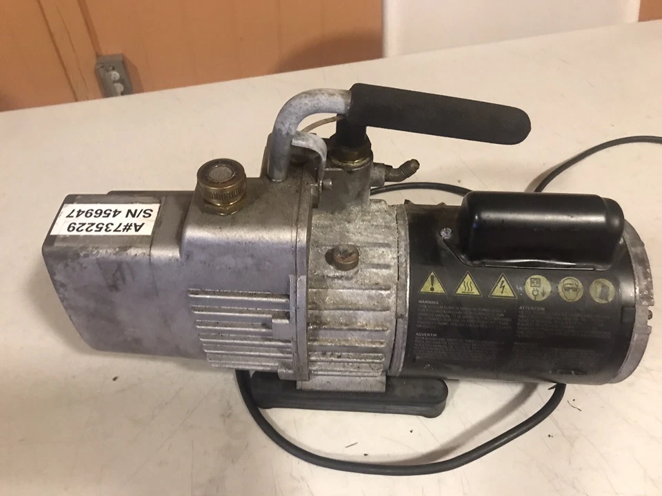 CHAQUETA AMARILLA BOMBA SUPEREVAC 93580 2 ETAPAS - SOBRECARGA TÉRMICA 8 CFM Foto 3 de 4