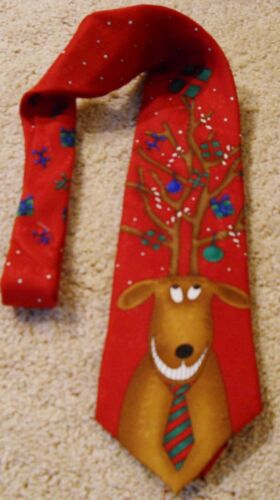 Smiling Reindeer Yule Tie Greetings Novelty Hallmark Red Green Brown Deer - Picture 2 of 4