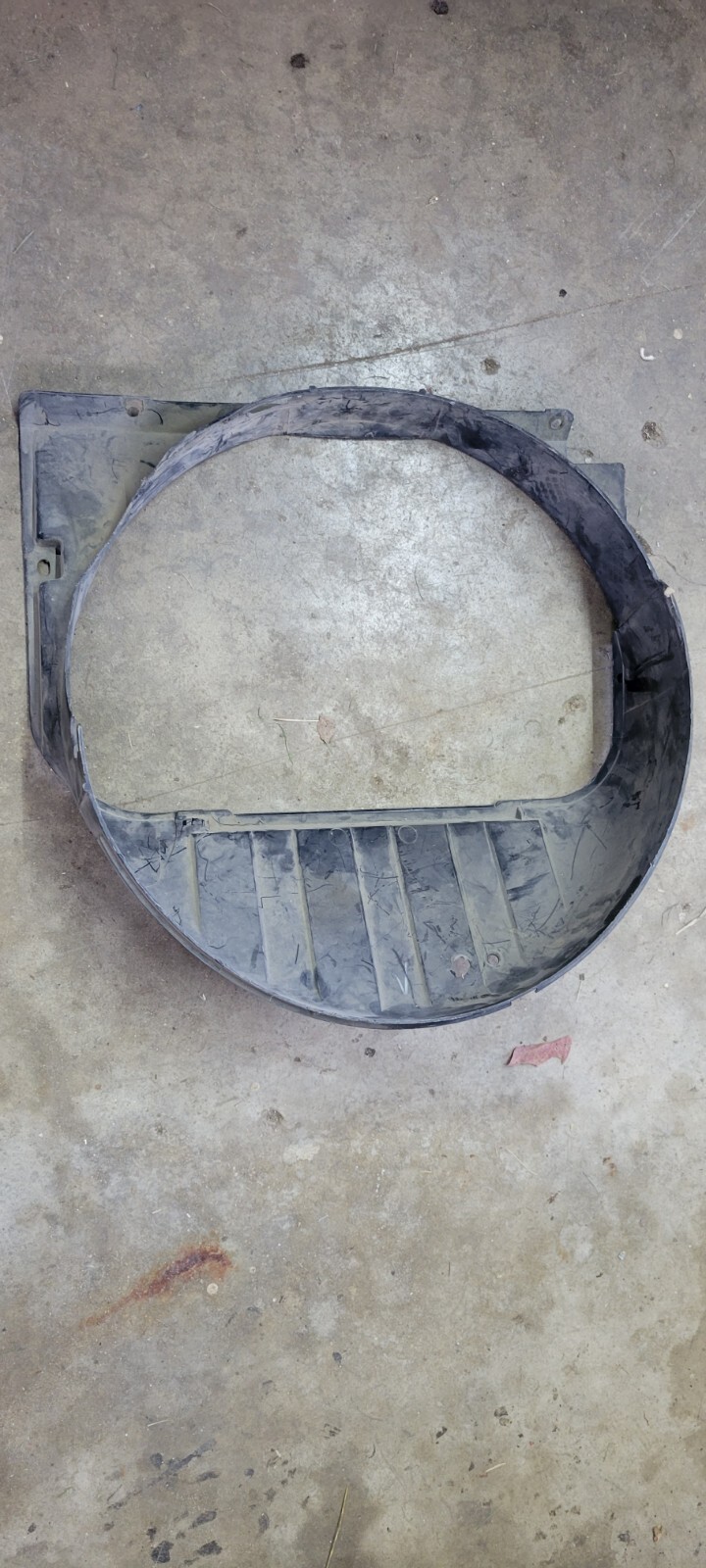 19841986 Nissan 300ZX Z31 Radiator Fan Shroud Cover eBay
