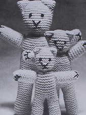 VINTAGE DK KNITTING PATTERN THREE TEDDY BEARS EASY GARTER STITCH NO SHAPING