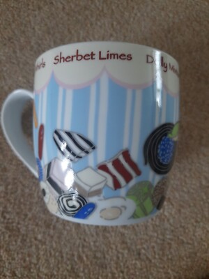 Rayware Fine Porcelain Mug Candy Shop Sweets Design gebraucht aber unbenutzt.