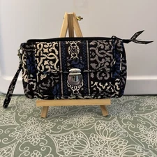 Vera Bradley Cobalt Blue Canterbury Pattern Clutch