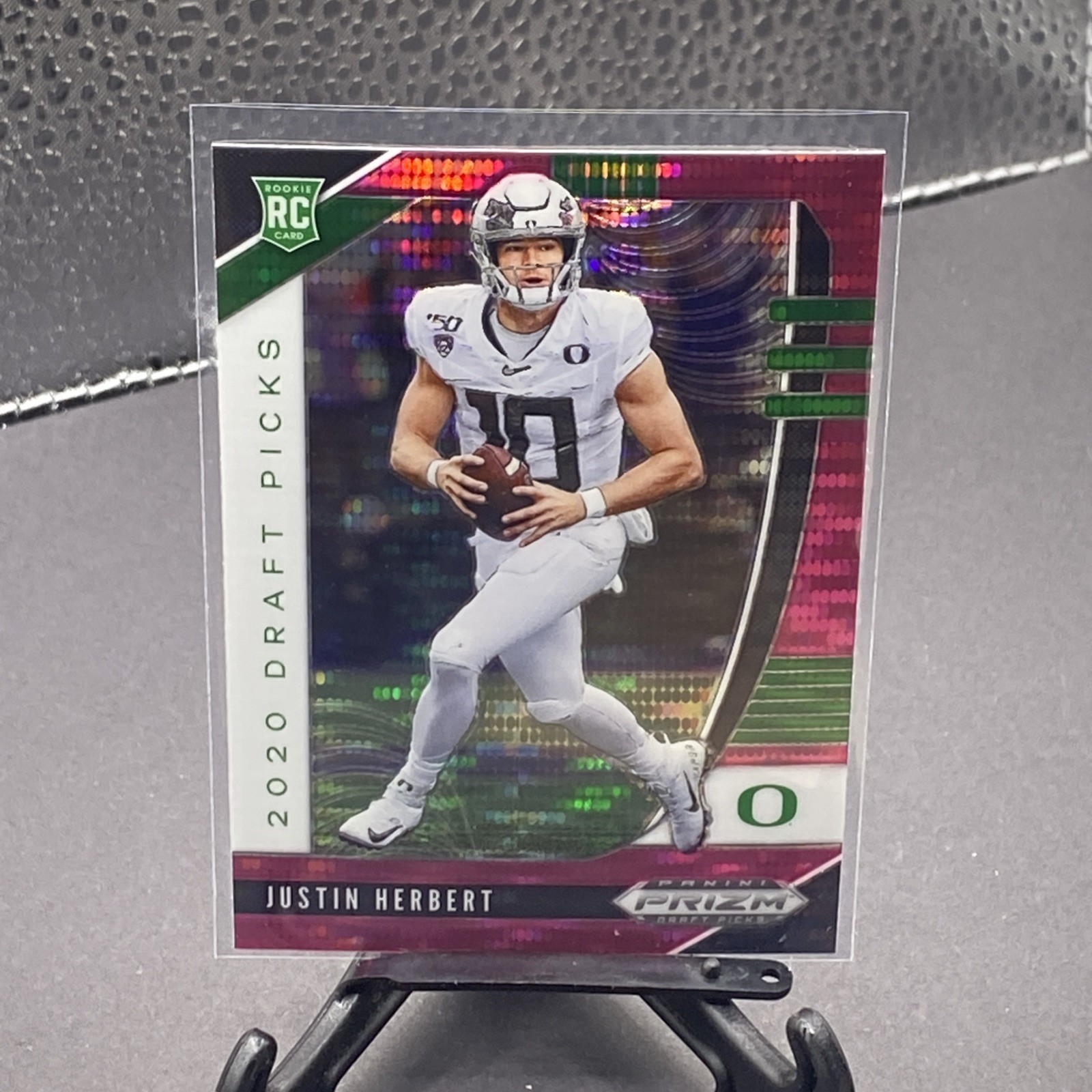 2020 Prizm Draft Justin Herbert Rookie Pink Pulsar Prizm