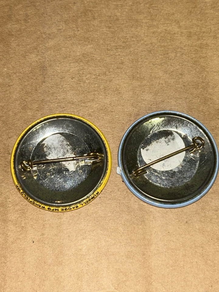 (2) Mayfield 1981-1985, NY Sportsmen’s Assoc. Pinback botones Russell insignia Mfg Foto 4 de 4
