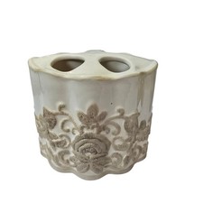 Croscill Madeline Beige Floral Embossed Toothbrush Holder NEW