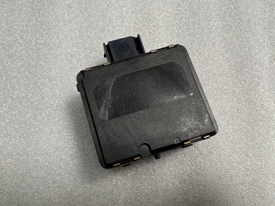 OEM VW GOLF ARTEON SKODA OCTAVIA ACC FRONT DISTANCE RADAR SENSOR 3QF907561A #268 - Image 2 of 2