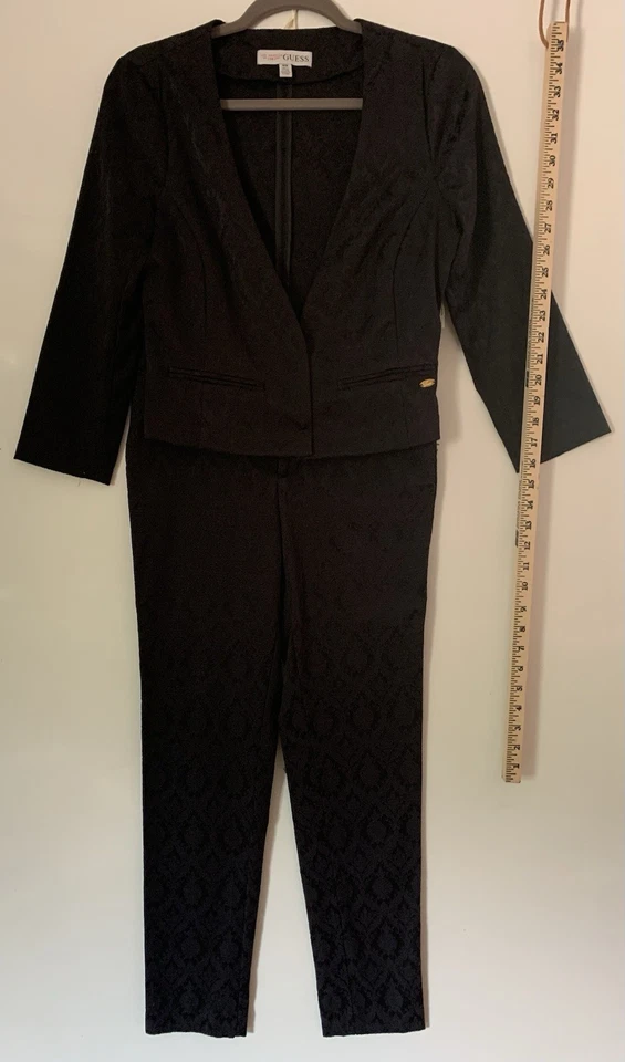 Guess 2 Piece Women’s Black Suit Set! Blazer And Slacks Size M/25 - Image 3 of 4