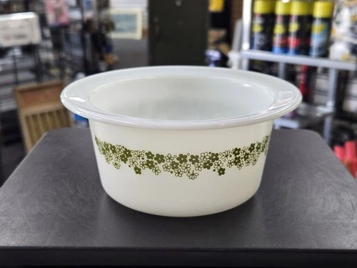 Vintage Pyrex #75 Crazy Daisy Spring Blossom Butter Dish Tub Green Flowers