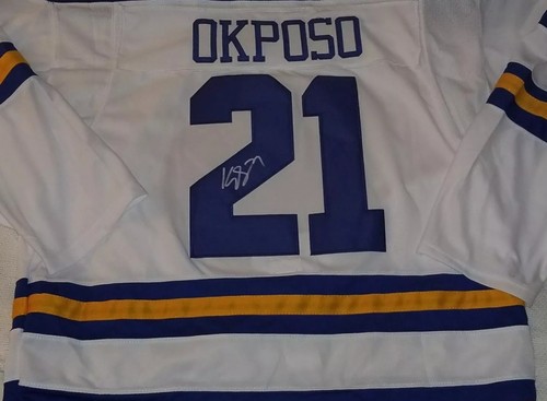 Kyle Okposo Signed New 2018 Winter Classic Jersey Size XL in person JSA CERT - Picture 2 of 5