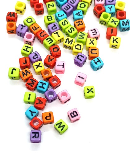 100-1000pcs 6mm solid colours cube acrylic letter /alphabets beads DIY Craft - Picture 3 of 3