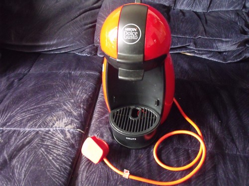 Krups Nescafe Dolce Gusto Kaffeemaschine KP1006 rot ~ für Ersatzteile oder Reparatur