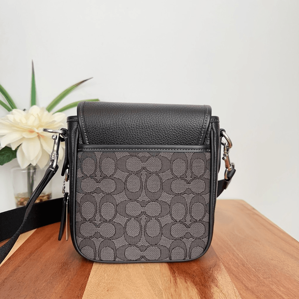 【COACH】☆バッグ☆ Lucas Crossbody In Signature Jacquard NWT Coach Lucas Crossbody Bag In Signature Jacquard | eBay