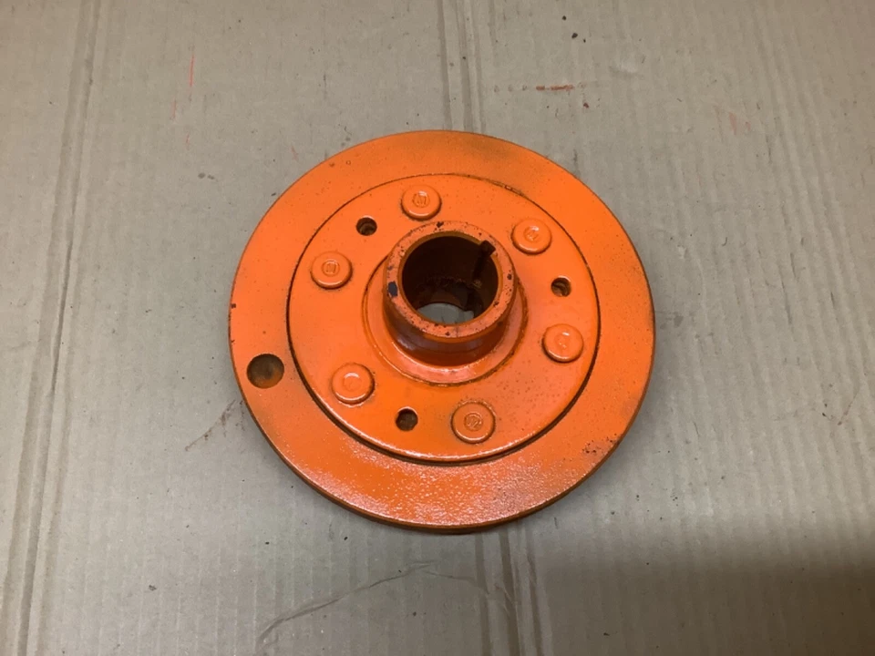 Amortiguador equilibrador armónico manivela 3760584 1957-1961 Chevy Corvette usado 6" Foto 3 de 4