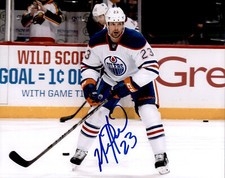 Matt Hendricks Signed Autographed 8x10 Photo Edmonton Oilers