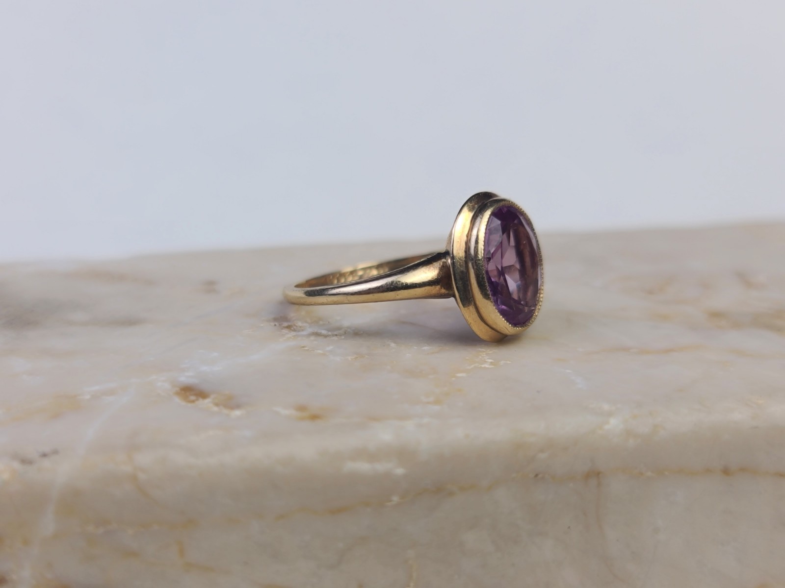 10k Solid Yellow Gold Color Changing Sapphire Gem… - image 5