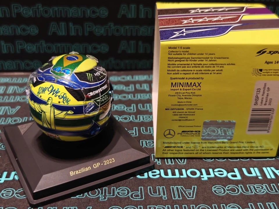 Spark 1/5 casque Hamilton Brazilian GP 2023 numeroté - Photo 3/4