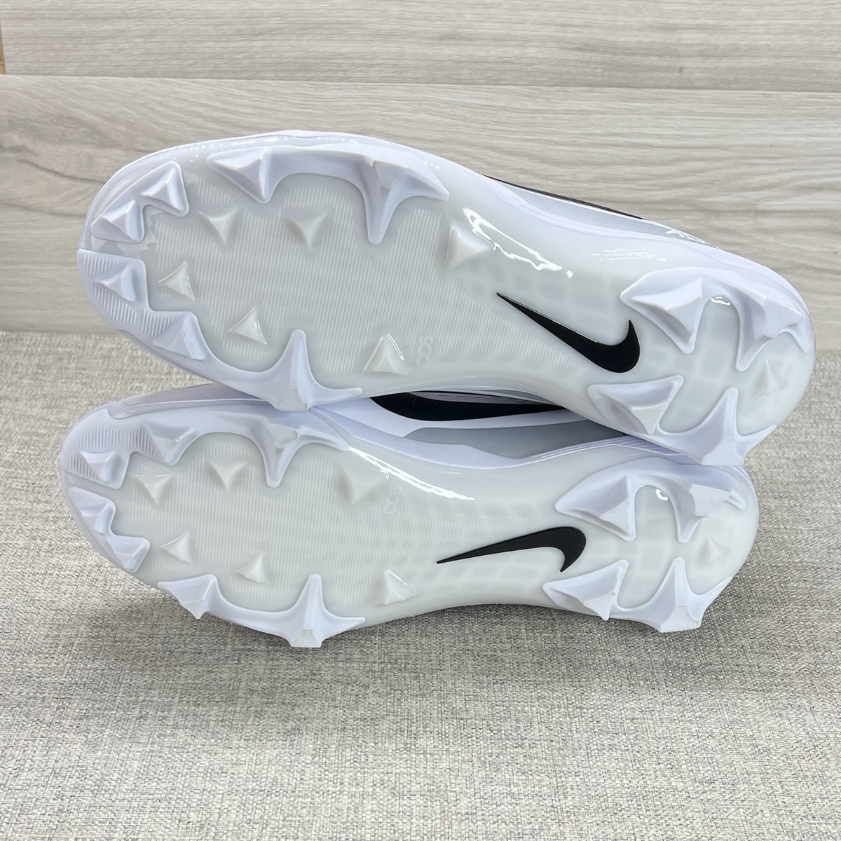 Nike Alpha Menace Strong Football Cleats White nby IB2572 106 Men\'s Size 15 Nike Football Cleats Lineman Size 13.5 Silver Alpha Menace  main image 3