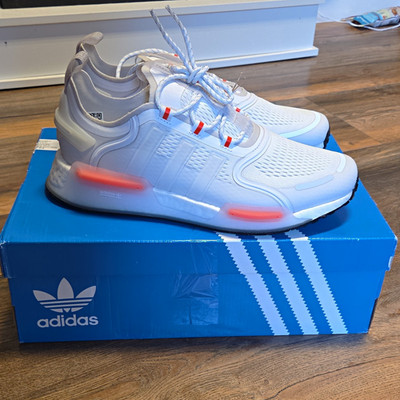 adidas Originals NMD_V3 Sneaker Weiß/Grau/Rot Herren EU 43 1/3 GX2089