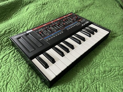 Roland K-25M JU-06 Keyboard Synthesizer 25 Keys Faders Built-in Effects Chorus