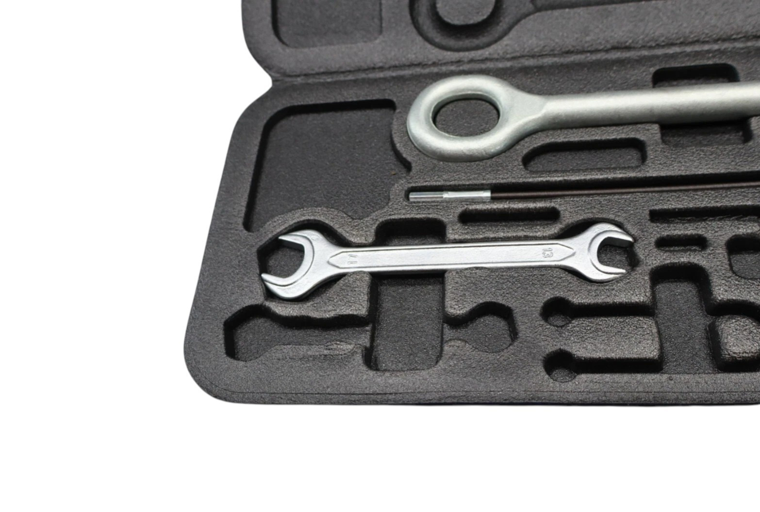 14-22 Maserati Ghibli SQ4 Emergency Spare Tire Tool Kit Case 06700045310 Oem
