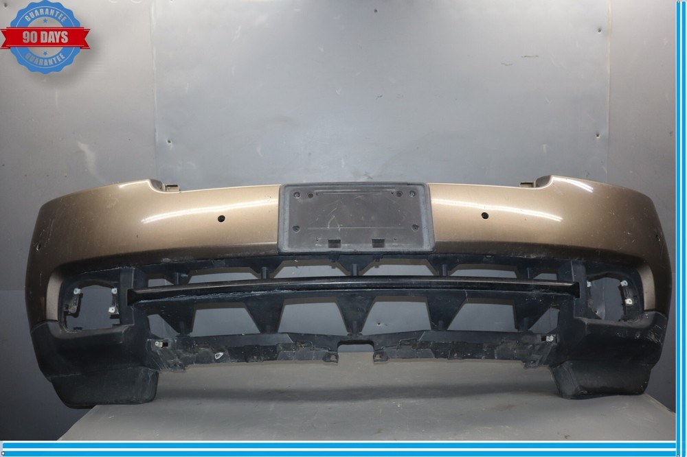 Land Rover Range Rover HSE 10-12 Front Bumper Cover OEM Assembly  