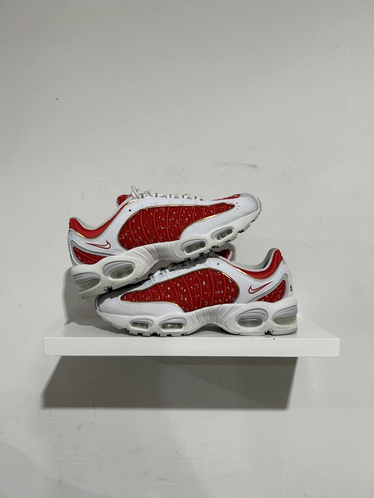 NIKE AIR MAX TAILWIND 4 SUPREME BLANC TAILLE 10 PREOWNED