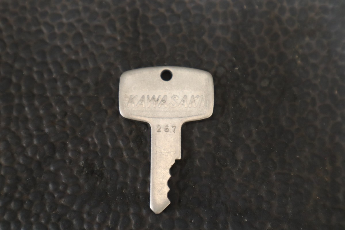 kii.02様 KAWASAKI KEY SET 2 COUNT 267 | eBay