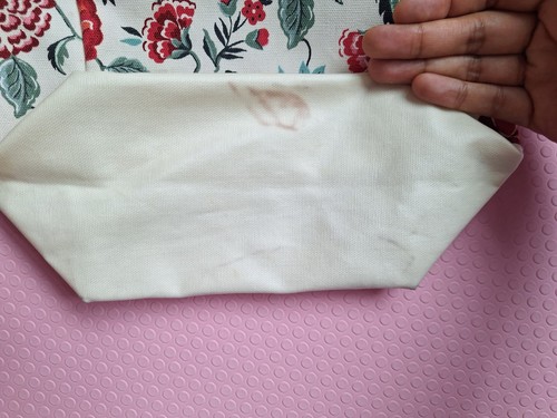 Cath Kidston bag, white ivory tote cross body canvas strawberry book bag - Picture 4 of 11