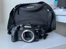 Olympus E-510 10MP DSLR Digital Camera Body Battery Charger CF Bag