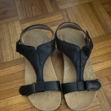Dream Pairs Women s US 8 Black Strappy Ankle Strap Buckle Sandals Faux Leather