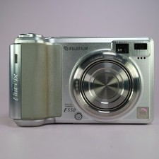 Fujifilm Digital Camera FinePix E550 6.3MP Silver Tested