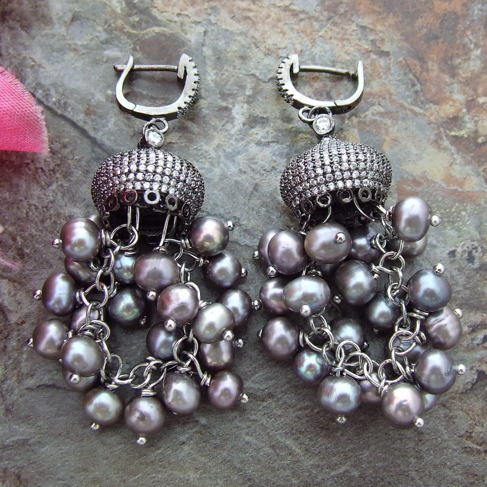 Pendientes redondos de perlas negras FC092515 5-6 MM CIRCONITA CÚBICA con cierre de palanca Foto 2 de 4