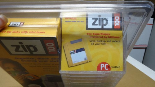 Iomega Zip Disks (16) 100 MB Multicolored with Tower Sealed NOS Genuine - Afbeelding 8 van 9