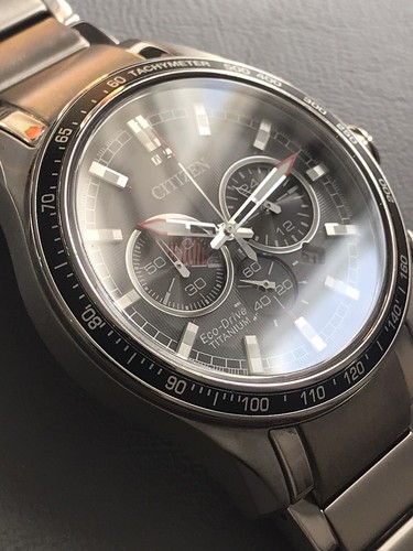 Cronografo Uomo Originale Citizen Eco Drive Super Titanio CA4491-82E Solare - Foto 12 di 14