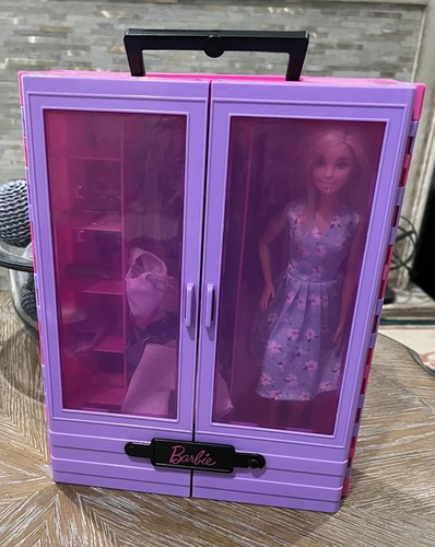 Barbie Closet with Barbie and Accessories 3 Outfits Shoes and Purses plus Couch - Picture 5 of 6