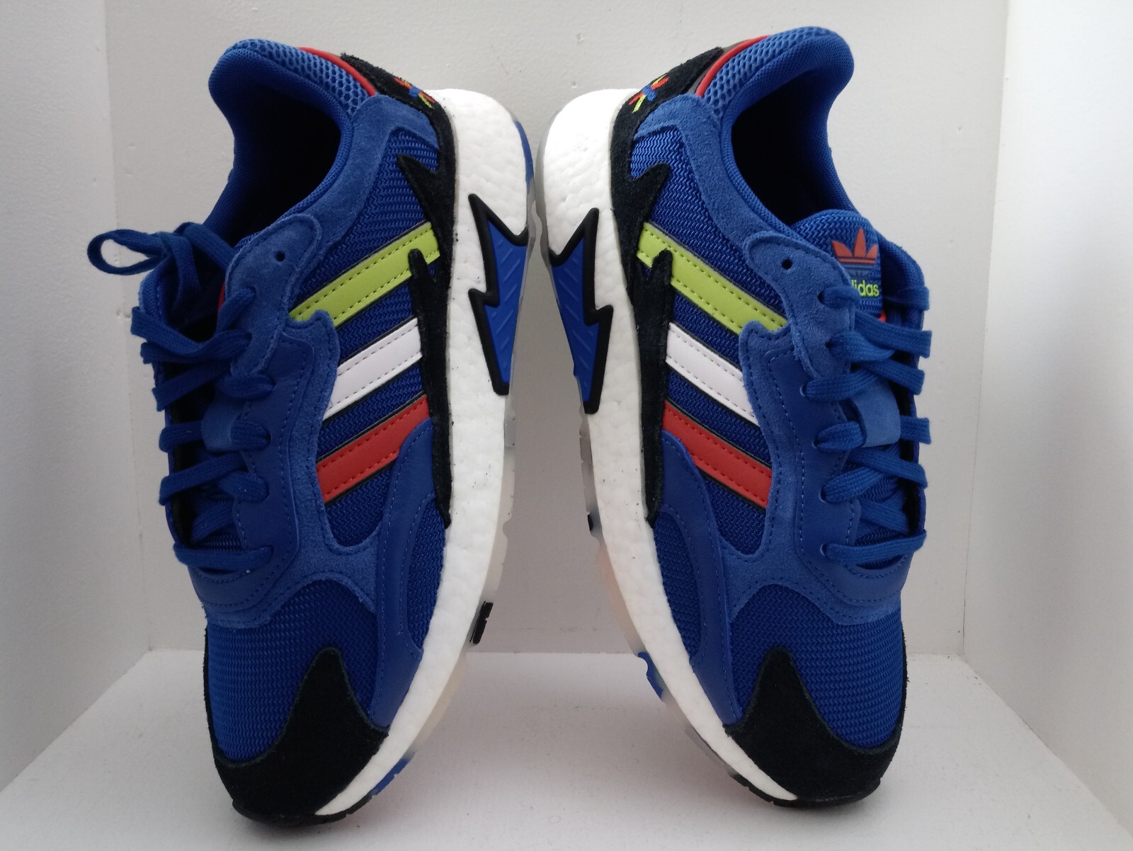 ADIDAS ORIGINAL TRESC BOOST RUNNING MEN'S SHOES.