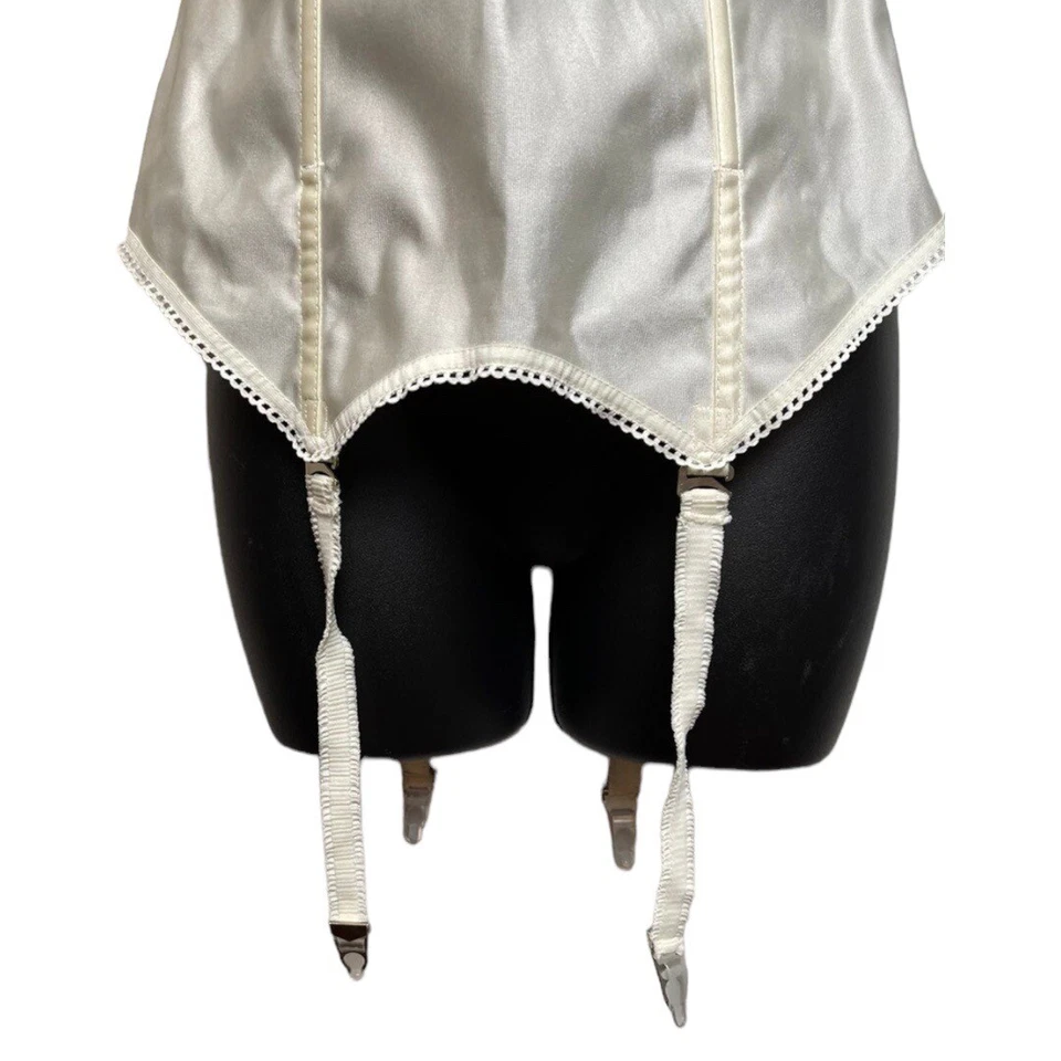 Corsé de diosa vintage 34C marfil palangre satinado deshuesado bustier correas de liga 1950 Foto 4 de 4