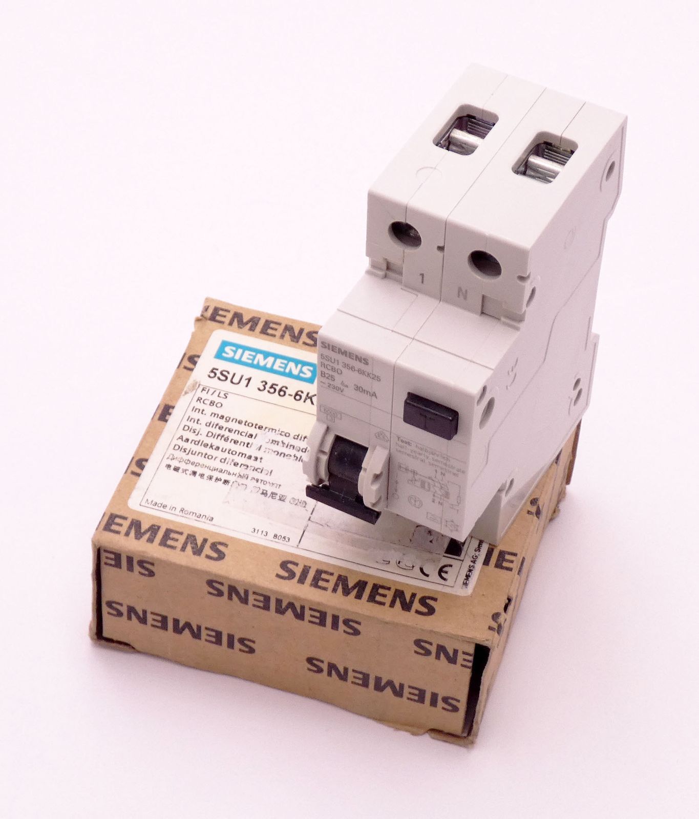 Siemens 5SU1 356-6KK25 RCBO B 25 residual current circuit breaker -unused/original packaging-