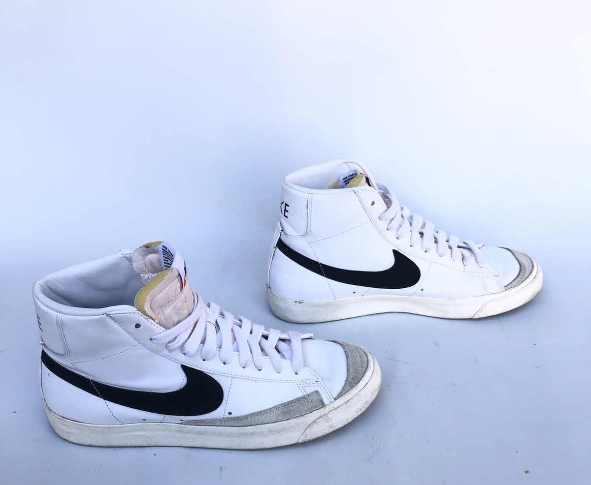 【NIKE】NIKE BLAZER MID 77 SE Used Nike Blazer Mid 77 Vintage White Black Sneakers Men's 8
