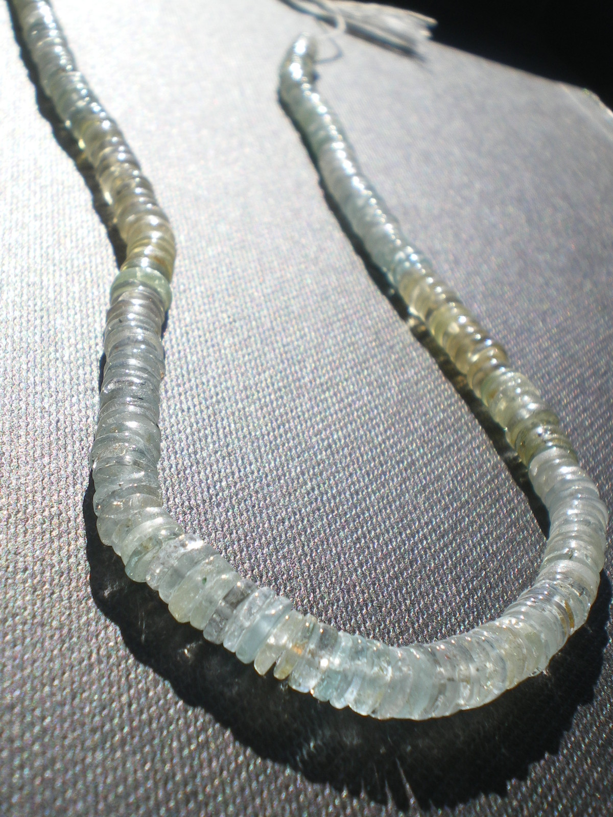 Collier en Aigues-Marine Multicolore 108 cts Douceur et Harmonie Naturelle