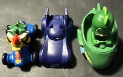 PJ Masks Just Play Frog Box eOne Gekko, McDonald s Bowser, Berger Batman Toy