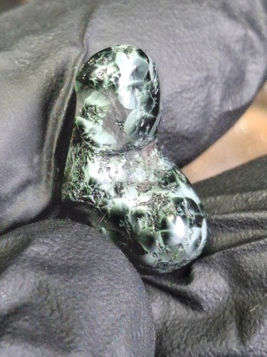 Calcite Isle Royale Greenstone Chlorastrolite 3.4g Translucent Gem Inclusions - Picture 13 of 17