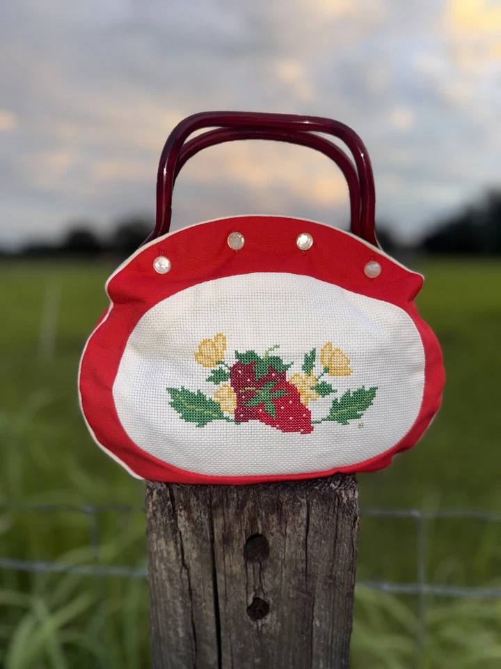 Bolso boho vintage de fresa con bordado Bermudas a punta de aguja  Foto 2 de 4
